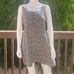 VINTAGE 1990’s August Silk 100% Silk Dress. Size 8 petite.